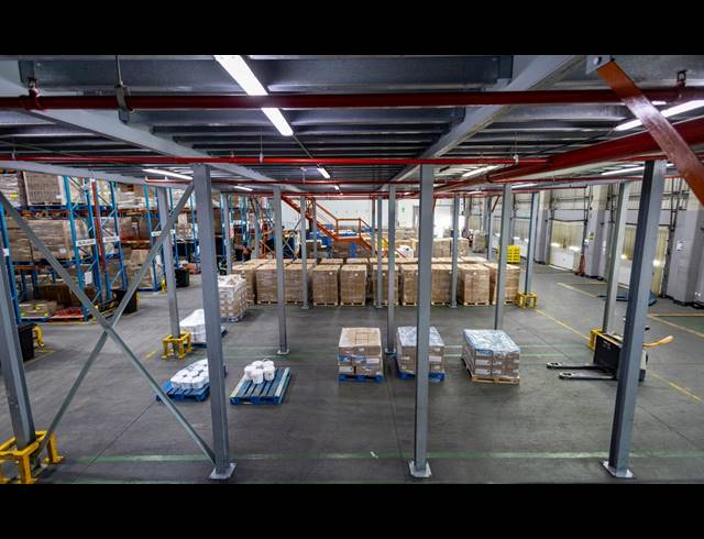 6,482M² WAREHOUSE TO LET IN WATERFALL